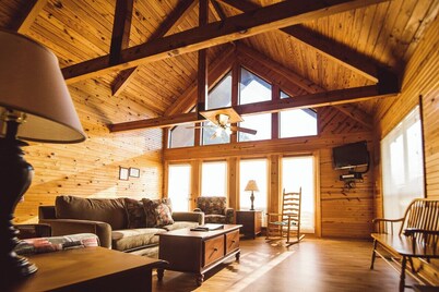 Lakeside 3 bedroom chalet with hot tub!!
