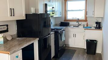 微波炉、烤箱、炉灶