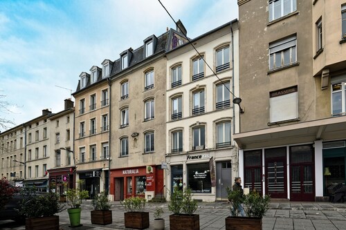 Le Petit Gourmet - Studio Apartment, Sleeps 2