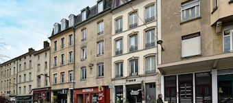 Le Petit Gourmet - Studio Apartment, Sleeps 2