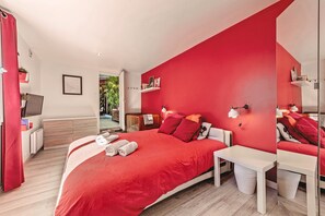 3 chambres, fer et planche à repasser, Wi-Fi gratuit, draps fournis