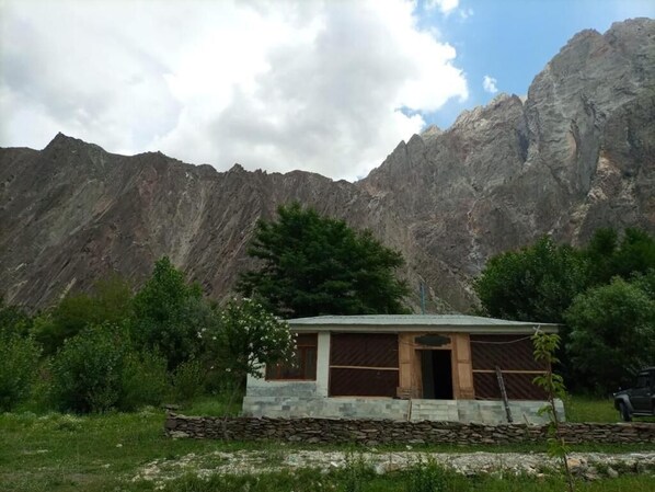 Fachada de la propiedad