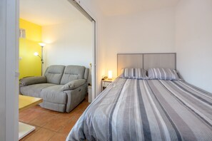 1 bedroom, iron/ironing board, free WiFi - Noz Vat - Appt pour 2 avec balcon (Plouha)