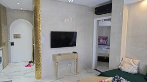 1 camera, ferro/asse da stiro, Wi-Fi gratuito, lenzuola