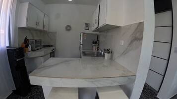 Fridge, microwave, oven, stovetop