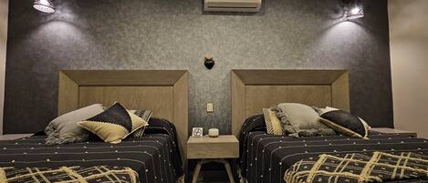 Family Quadruple Room | Premium bedding, down comforters, Select Comfort beds