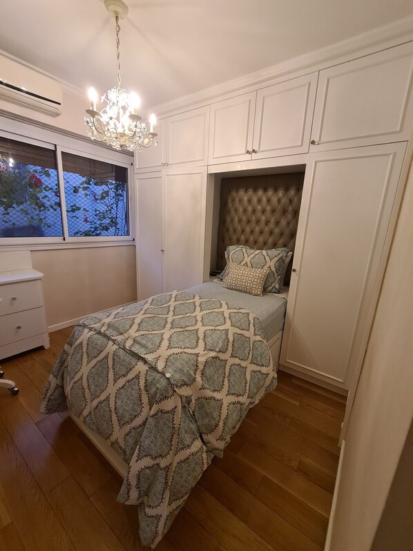 1 bedroom, iron/ironing board, free WiFi, bed sheets