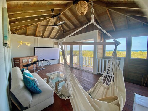A Spacious Ocean View Villa, steps away from Punta Cocos bioluminescence beach. 