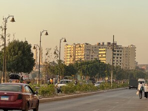 Apartamento superluxo, vista para o rio | Vista da sacada