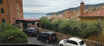 HOLIDAY FLAT TO RENT IN THE CENTER OF PORTO SANTO STEFANO