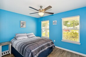 3 habitaciones, escritorio, wifi gratis y ropa de cama 
