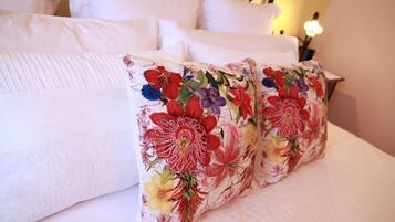 5 chambres, Wi-Fi, draps fournis