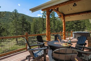 Outdoor dining - Pines & Peaks Cabin | 10 min to RMNP | Hot tub (Allenspark)