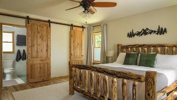 3 bedrooms, desk, iron/ironing board, travel crib