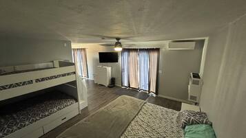 1 habitación, cuna de viaje, wifi y ropa de cama