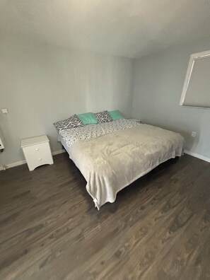 1 chambre, lit de bébé portatif, Wi-Fi, literie fournie