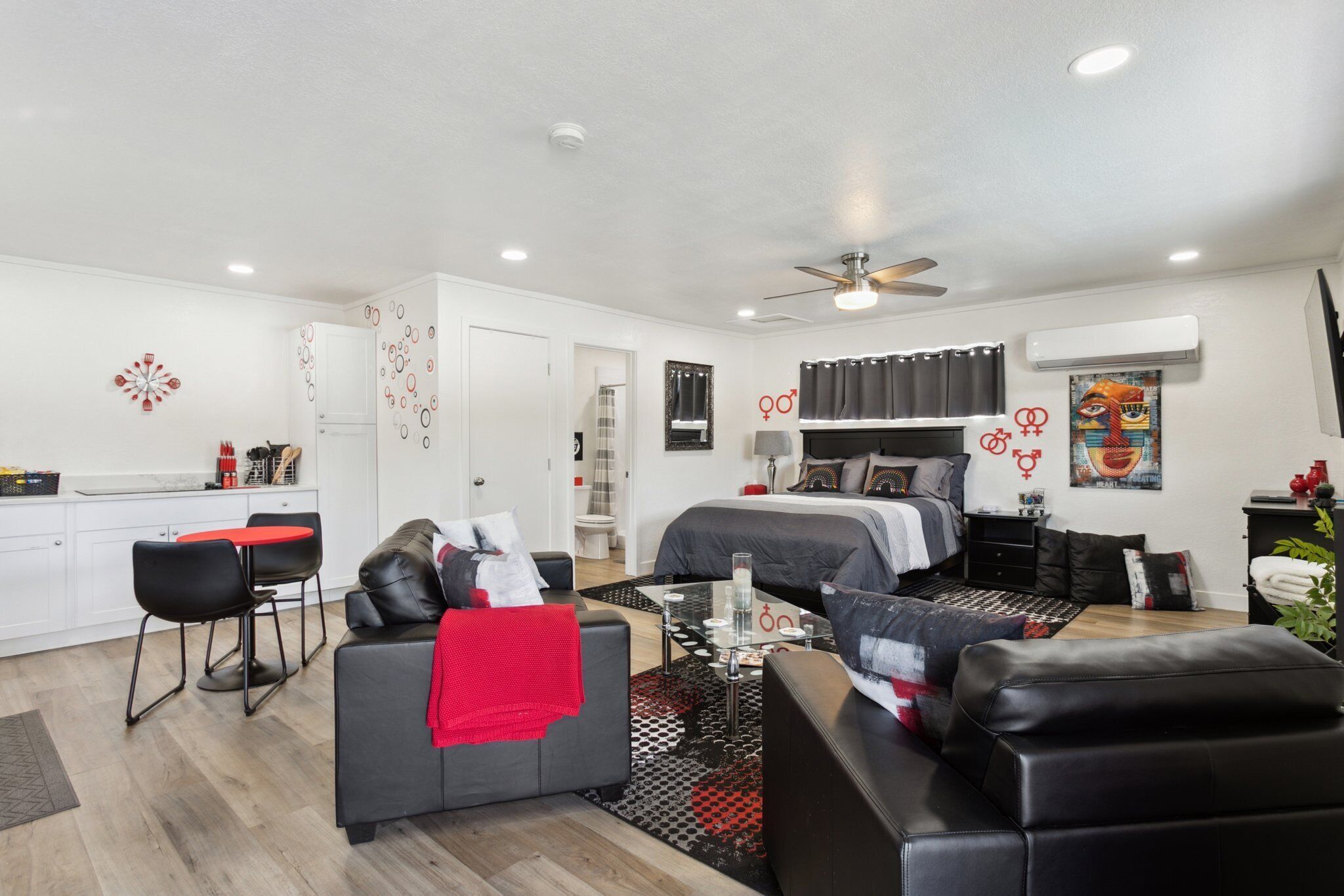 1 bedroom, desk, iron/ironing board, free WiFi