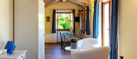 1 bedroom, in-room safe, WiFi