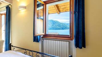 1 camera, una cassaforte in camera, Wi-Fi