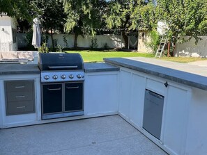 Terrace/patio - Charming & Cozy Guest House w/ Pool (Phoenix)