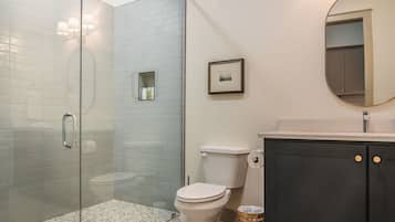 Shower, towels, toilet paper