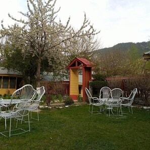 Exterior - Foreigner Tourist Inn (Chitral)