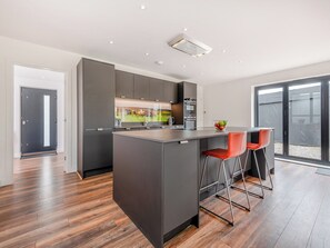 غس الة أطباق