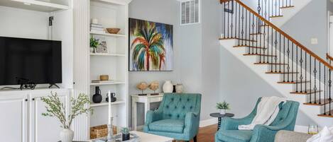 House (5 Bedrooms) | Interior