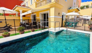 Piscina a l'aire lliure