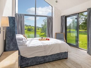 8 dormitorios, wifi gratis, ropa de cama