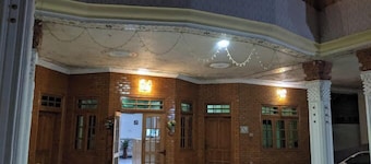 Hoti Inn