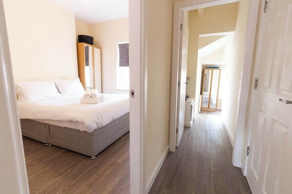 2 chambres, fer et planche Ă repasser, accĂšs au Wi-Fi (inclus)