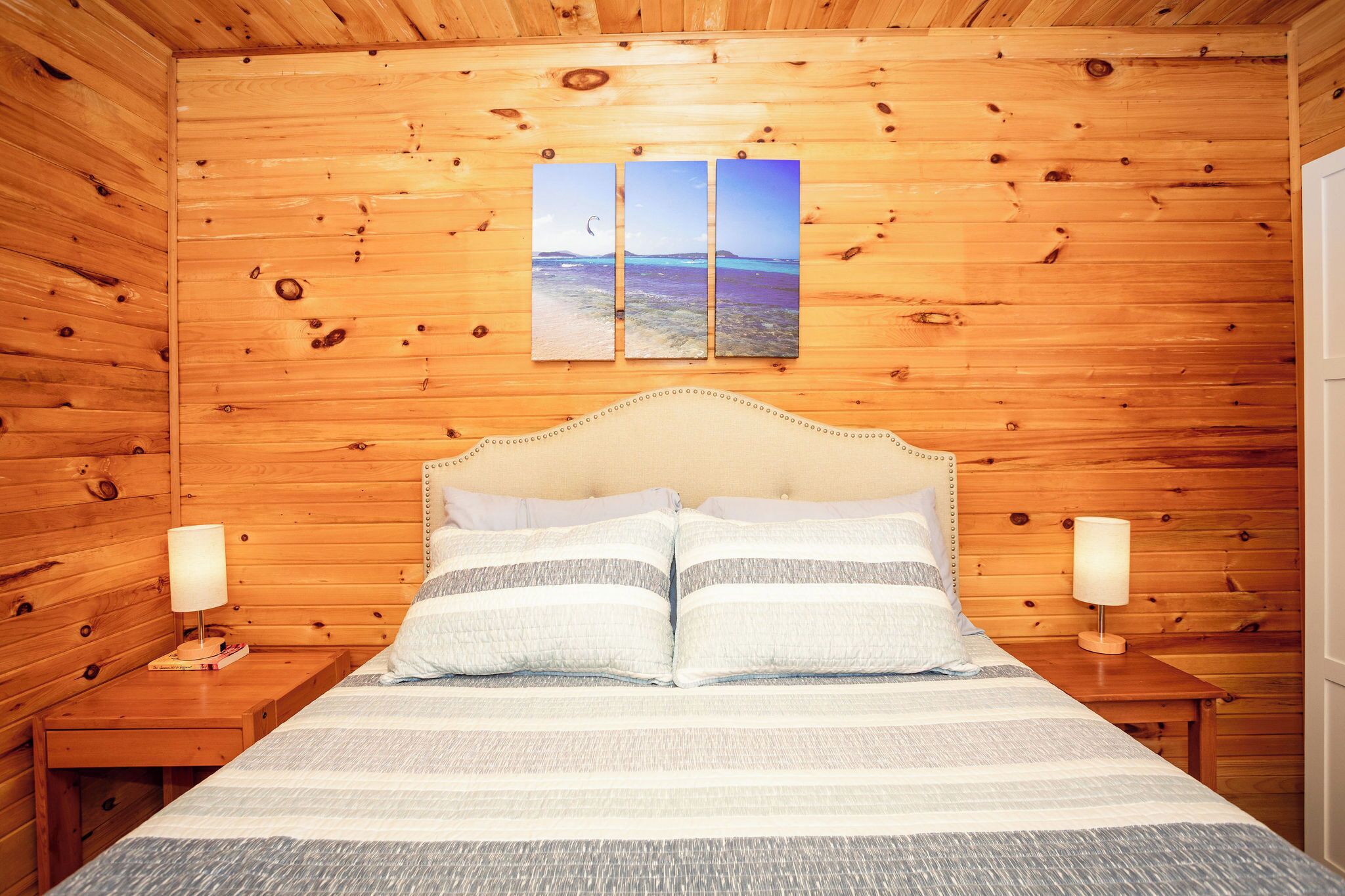 1 habitación y ropa de cama 