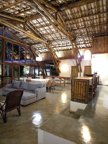 CASA BAMBU ANGRA