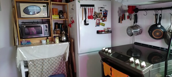Micro-ondas, fogão, cooktop