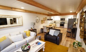 Smart TV, video games, DVD player, books - "Farmhouse Chic: Poolside Luxury" Sleeps 16 (Pigeon Forge)