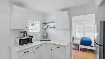 Fridge, microwave, coffee/tea maker, electric kettle