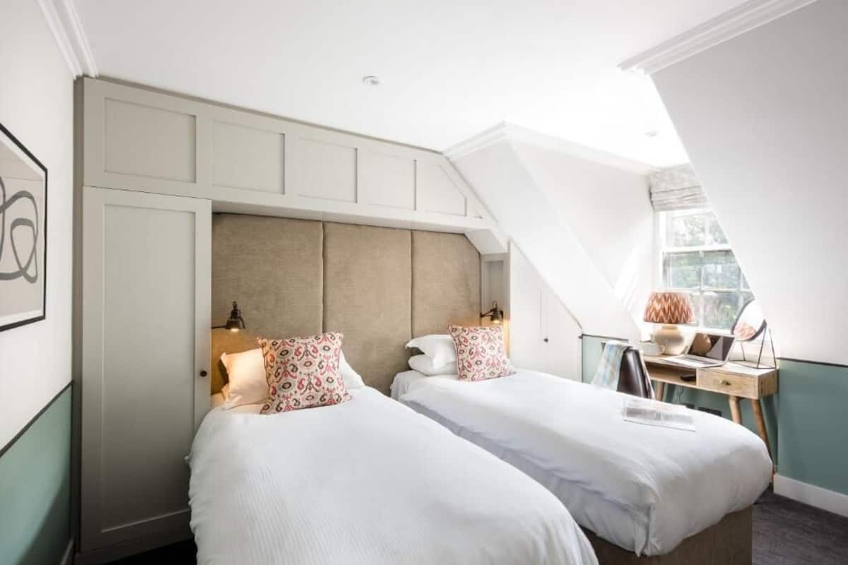 Standard Twin Room | WiFi (free)