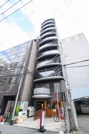 Exterior - アクセス&コスパ最高!徒歩 本町駅5分! 広々デザイナーズ1LDK、最大6人!902 (大阪市)