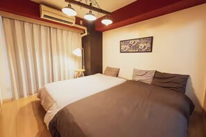 1 bedroom, WiFi - アクセス&コスパ最高!徒歩 本町駅5分! 広々デザイナーズ1LDK、最大6人!902 (大阪市)