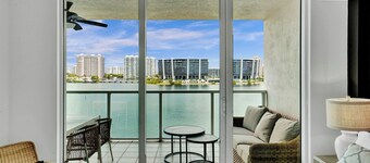 Marina Bay Sunny Isles