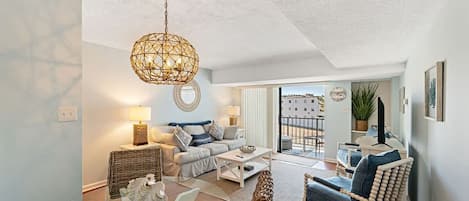 Televisión, oficina