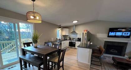 New Renovated-4BR-King Beds in Savage/Home Theatre