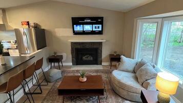 TV, fireplace, offices