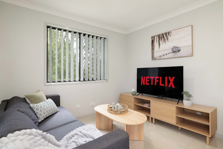 Modern Rocklea 2br | Near Shops W/ Parking | 273b2 - Brisbane