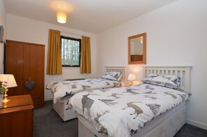 2 Schlafzimmer, Bügeleisen/Bügelbrett, Reisekinderbett, WLAN