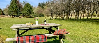 Heronlea Cottage - 4 guests, pet friendly, picturesque Scottish setting
