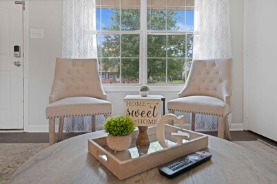 Charming House Close to Fort Campbell and Casino