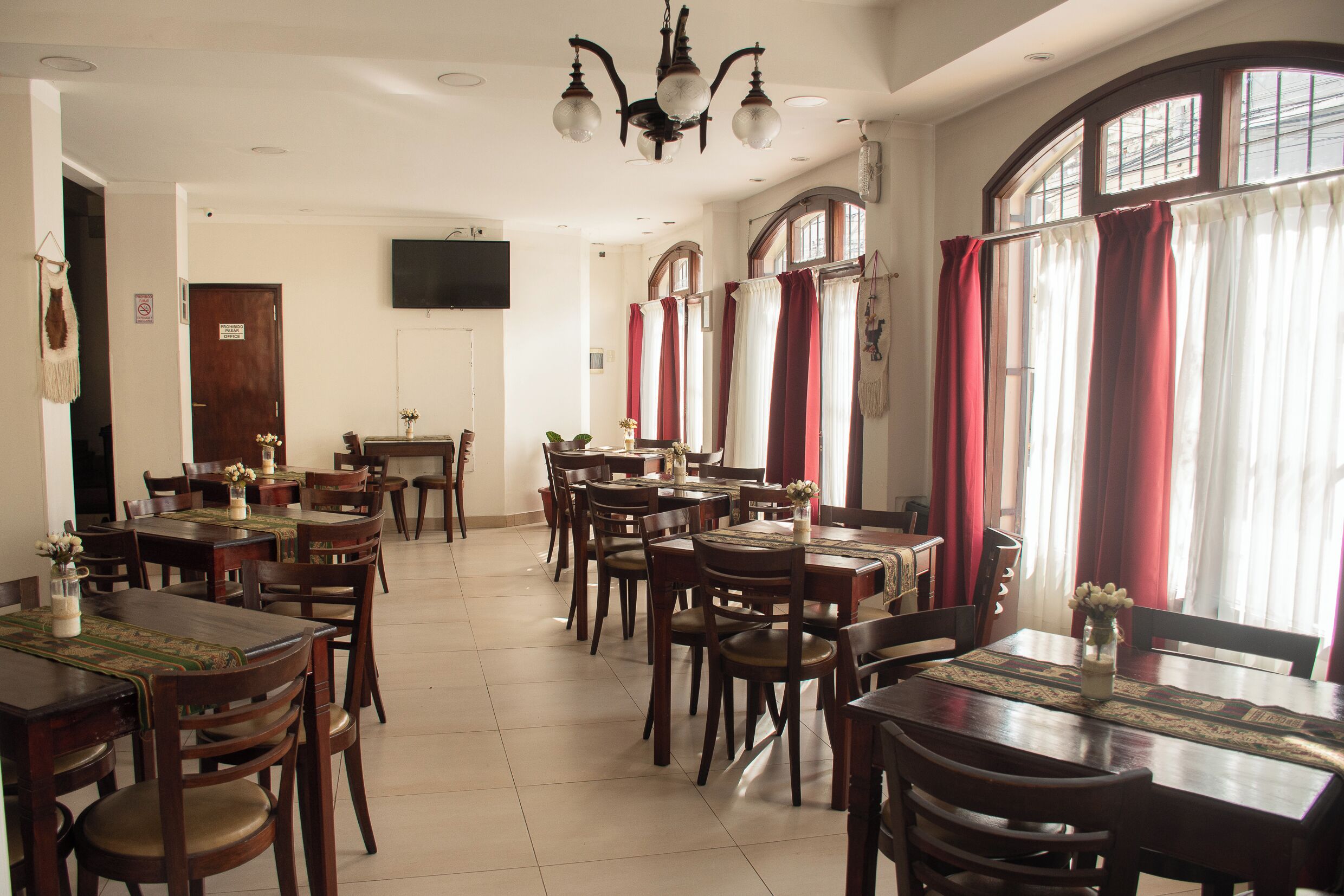Desayuno buffet incluido todos los días 