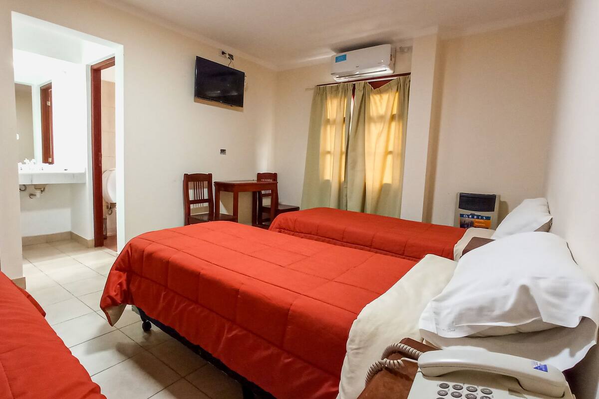 Chambre triple Standard | Literie de qualité, accès au Wi-Fi (inclus), literie fournie